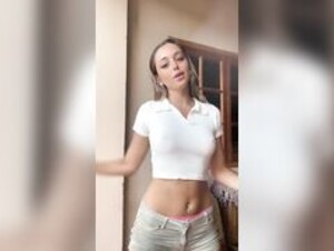 ang.watters _ Ángeles Watters Hot