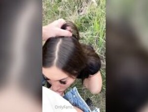 Ariana Diamonnd BJ in the park