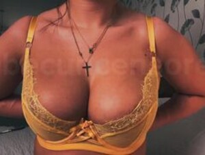 BecUncensored- The Best Jiggle