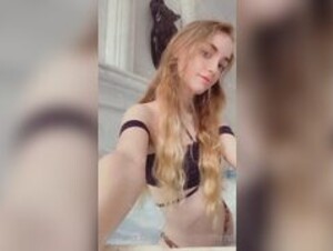 ursecretgirlfriend