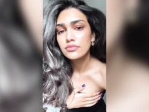 Diana Majeed hot (dumbdidi)