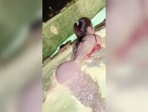 Yini Leon Twerk Big ass