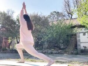 ZhouYiQin Pantyless Yoga