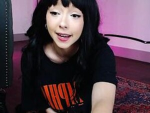 sofiaswetdreams' webcam show from May-15-2023 18:32:27