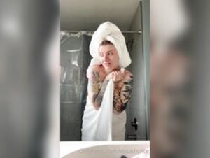 Sad Spice: Breaking in the Shower