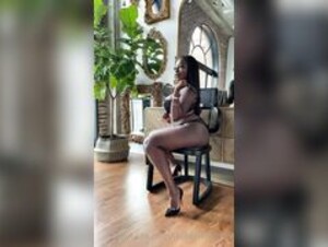 isabellemillerx black lingerie