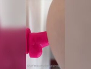 Pinuppixie wall dildo