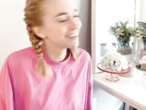 Indigo White best friends stepsister gives sex tips