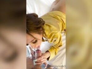 Riley Reid Horny Wife Sextape