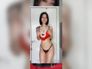 Noemie Christmas Special