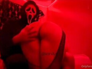 Vaniitys First B/G Collab