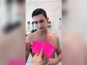 Sex in shower