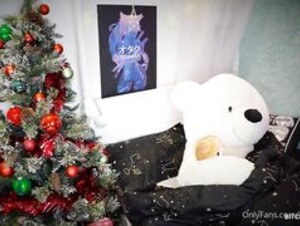 Belle - Christmas clip