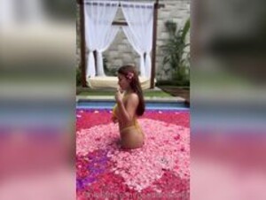 Pandora Flower Bath