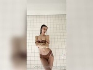 Ashley Matheson tiktok 3
