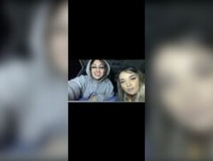 Kthxbye1 teasing and flashing in car
