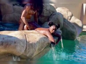 Minxxx: Making Waves