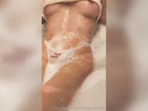 Iggy Azalea: New Tease