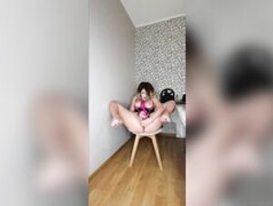 Nextdoornurs3 29
