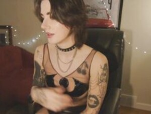 aynmarie's webcam show from February 19 2023 02:14