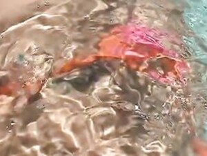 Sophie Dee Nude Swimming - Onlyfans