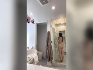 Sophie Mudd shower