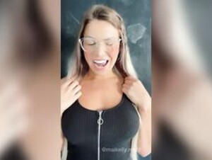 Maikelly Mulh boobs