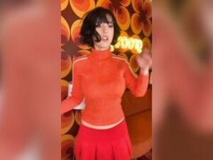 Candylion Cosplay Velma