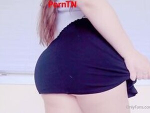 Puffin asmr close up ass 2