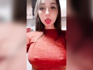 Valria bleene 3