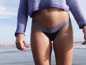 leah gotti at the beach
