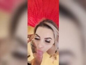 Kiarablay (21) Blowjob