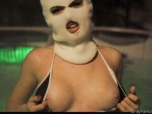 Missbehavin OF Ski-mask Striptease