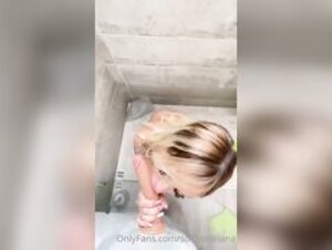 Sofia Mariana shower dildo