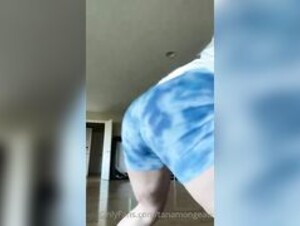 Tanamongeau Twerk