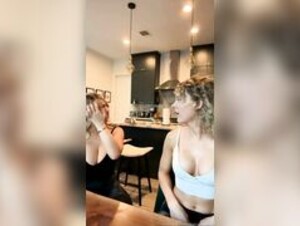 thesaraames OnlyFans_2022-12-14