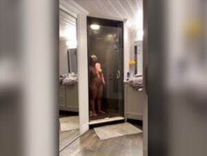 Sarita_natividad sexy shower