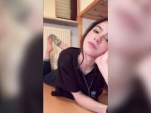adestoex on the pose