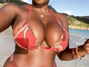 ISABELLE MILLER SHORT 11