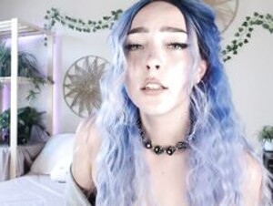millie knoxx
