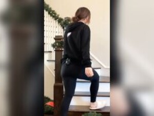 Malena/Twitch/Nmplol Showing Ass In Leggings