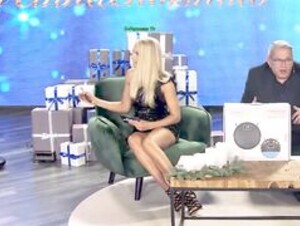Anne Kathrin Kosch negro brillante