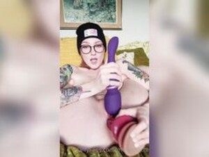 Meltymochi Big Dildo Play