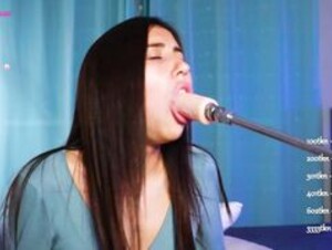 Annebarbie- dildo blowjob