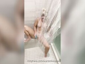 ScarlettKissesxo-Shower-Pussy-Play