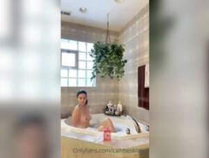 CallMeSkittles OnlyFans Nude Bubble Bath