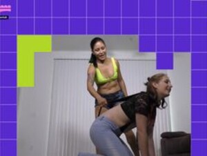 WEDGIECLUB PATREON | Poor Tiktok Schoolgirl gets Shoulder Wedgie! OH MY ????