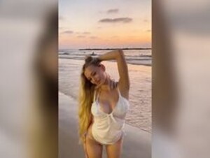 Sofia Diamond Bikini Hot
