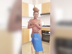 Riri.X in the Kitchen