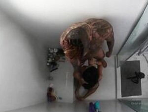 Toochi Kash Shower Sex Tape